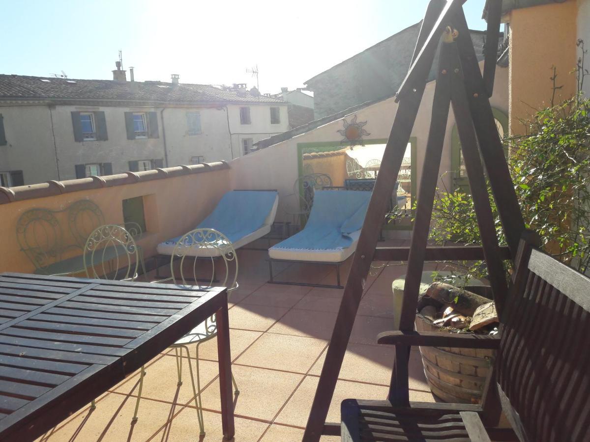 La Maison Bleue Sault-de-Vaucluse Bagian luar foto