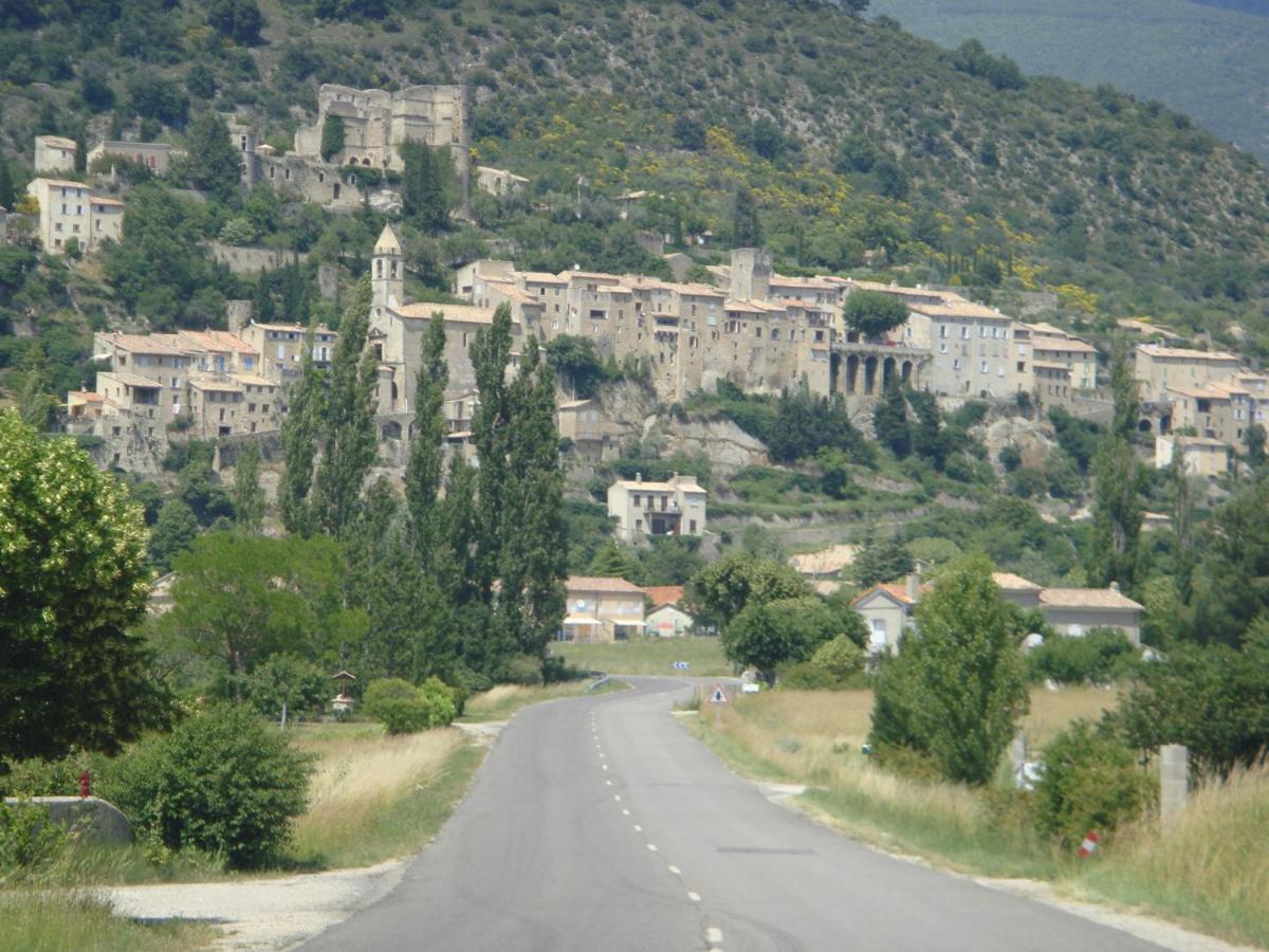 La Maison Bleue Sault-de-Vaucluse Bagian luar foto